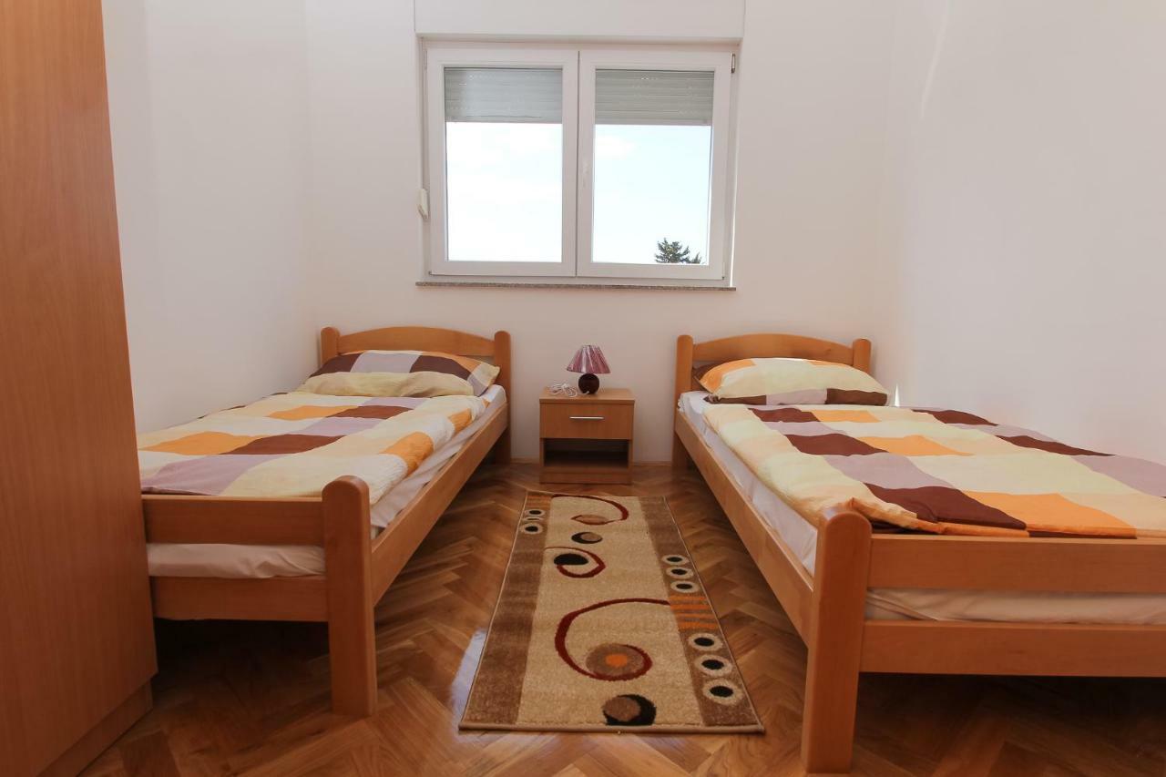 Apartmani Pranjic Kaštela エクステリア 写真