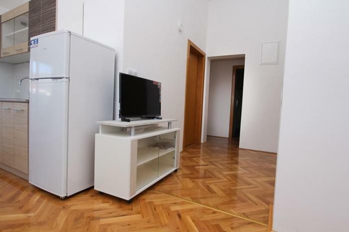 Apartmani Pranjic Kaštela エクステリア 写真