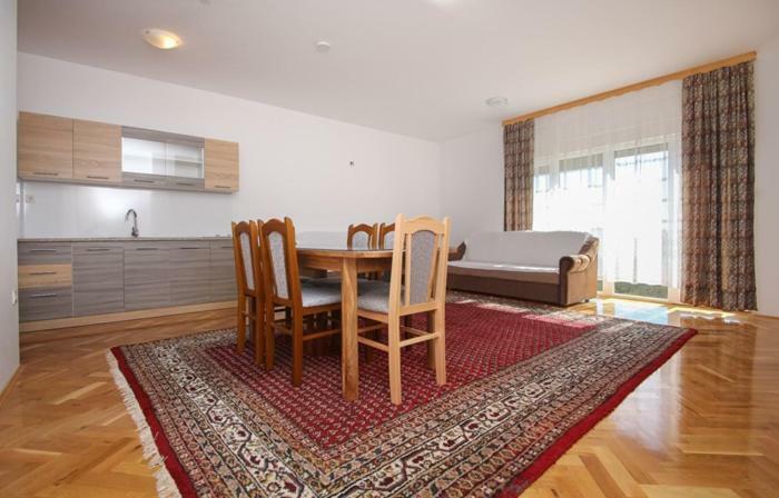 Apartmani Pranjic Kaštela エクステリア 写真
