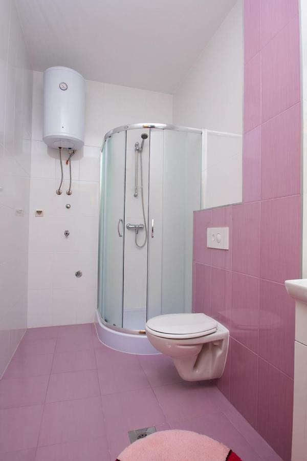 Apartmani Pranjic Kaštela エクステリア 写真